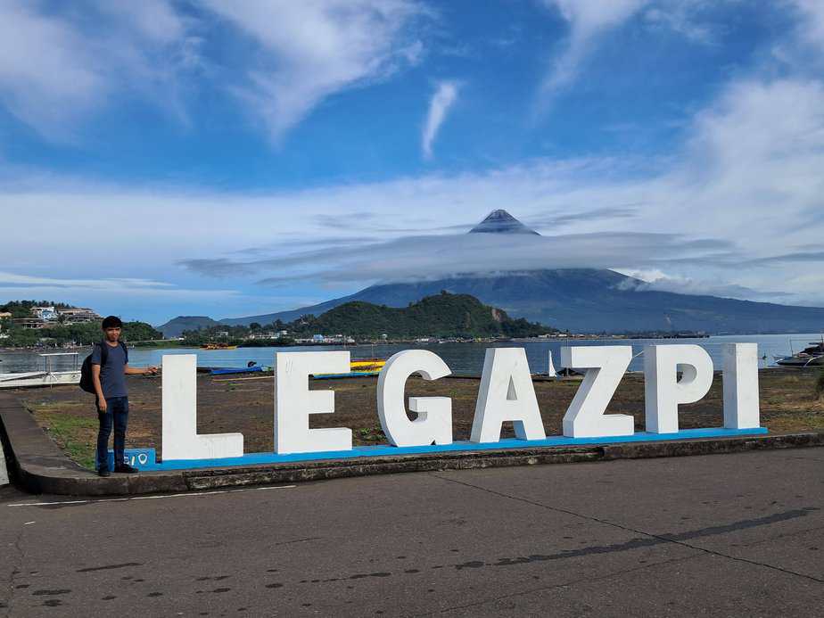 Legazpi Boulevard photo 2