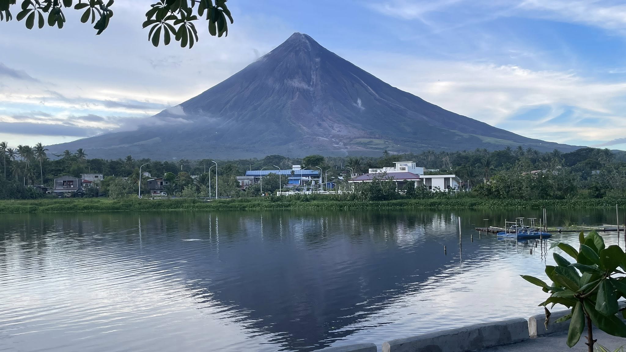 Sumlang Lake photo 2